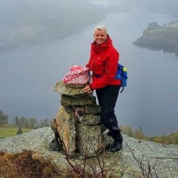 Brynje Expedition Dame Jakke - Designet med eget feminint snitt